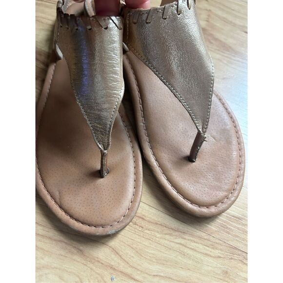Sperry Womens  Sandals Size 7M gold Metallic Leather - Picture 1 of 6